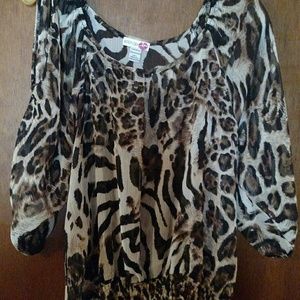 COPY - 3 for $25 🌺  cold shoulder blouse